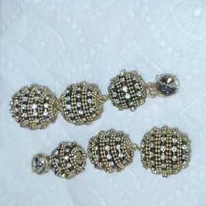 EIR Earrings Beautiful